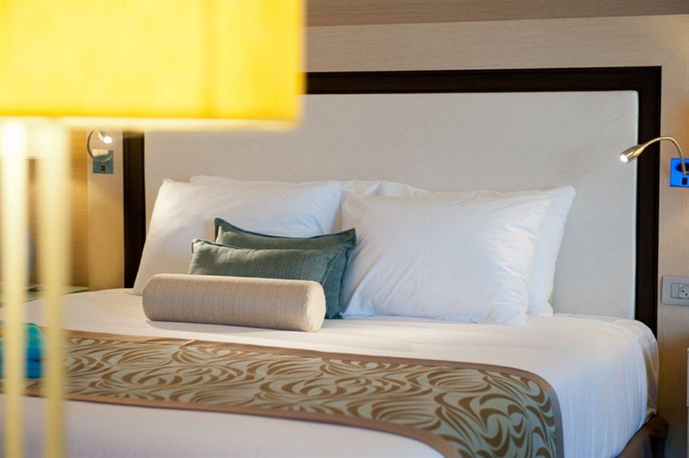 Hotel Herods Dead Sea 5*